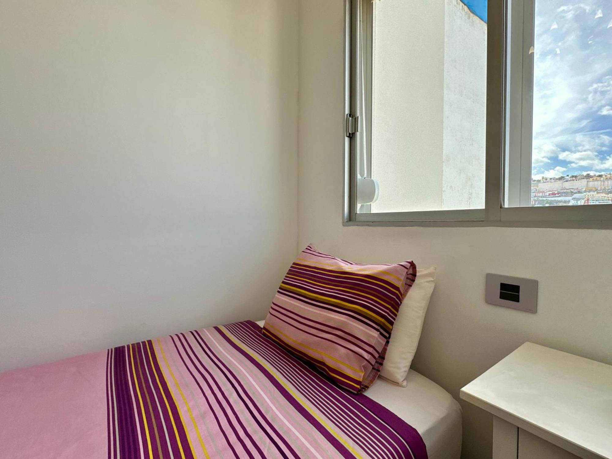 Hostiguest Coliving Leon Y Castillo Las Palmas de Gran Canaria Exterior foto