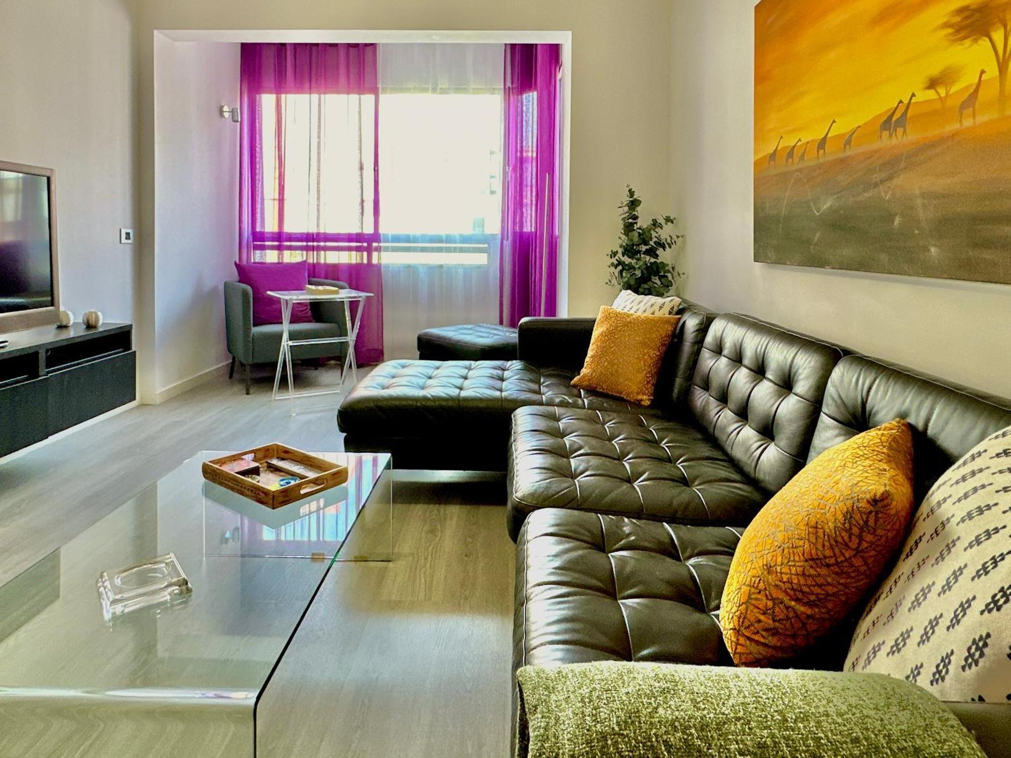 Hostiguest Coliving Leon Y Castillo Las Palmas de Gran Canaria Exterior foto