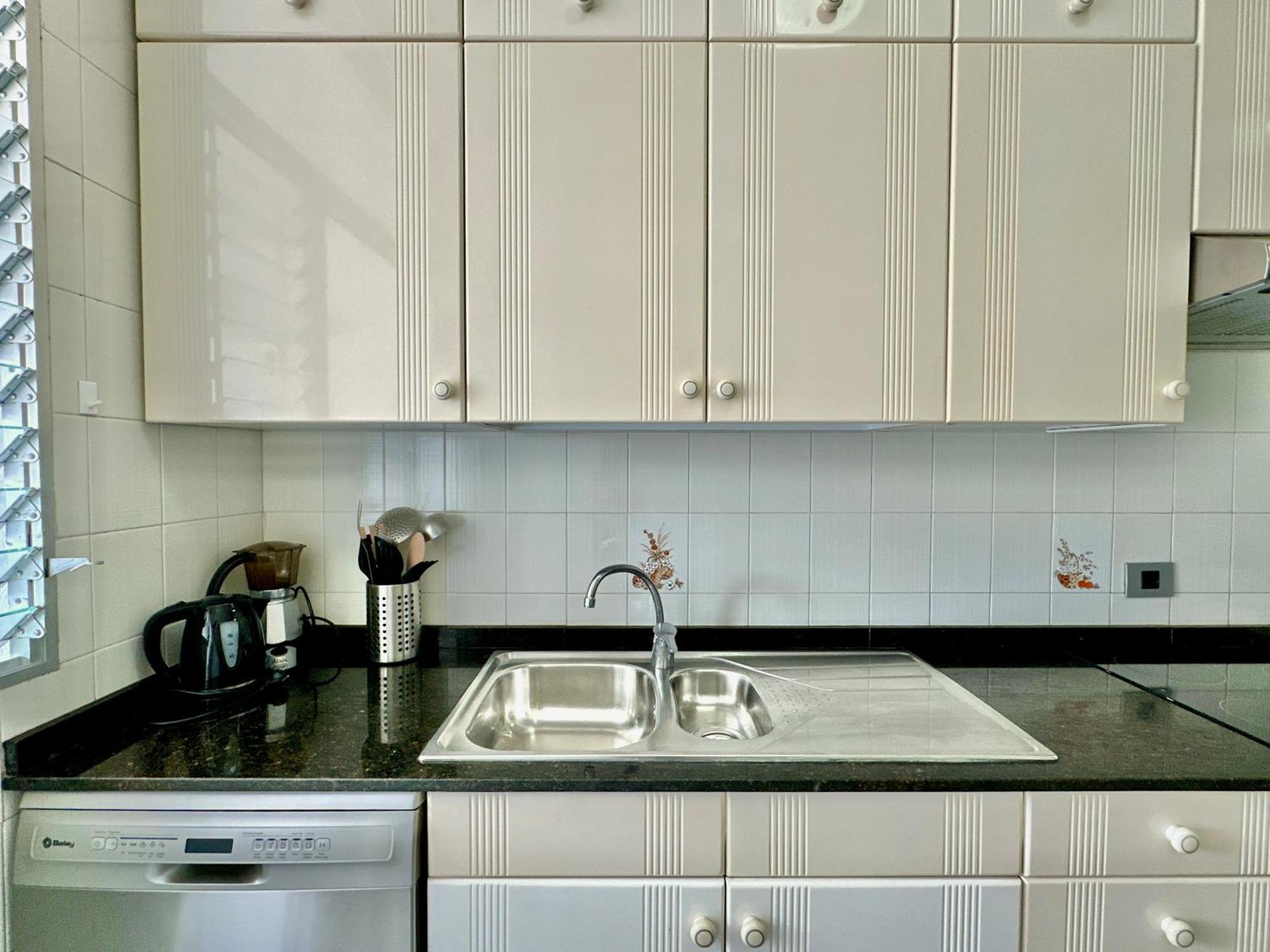 Hostiguest Coliving Leon Y Castillo Las Palmas de Gran Canaria Exterior foto